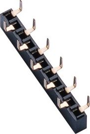 A parte superior dos pés do centípede entra no encabeçamento fêmea da fêmea do PWB do conector do encabeçamento do passo de 2.54mm